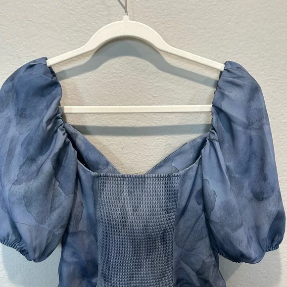 Aritzia | Novella Short Sleeve Blouse Puff-sleeve Bustier Blouse - Picture 2 of 6